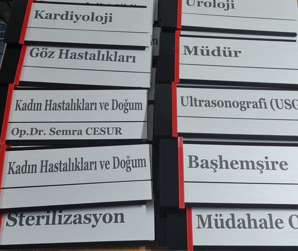 mıknatıslı kapı tabelası isimliği hastane fabrika ofis okul şirket otel
